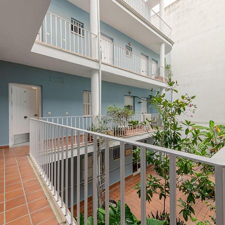 Isg Apartments Becquer Free Parking Inside The Building セビリア エクステリア 写真