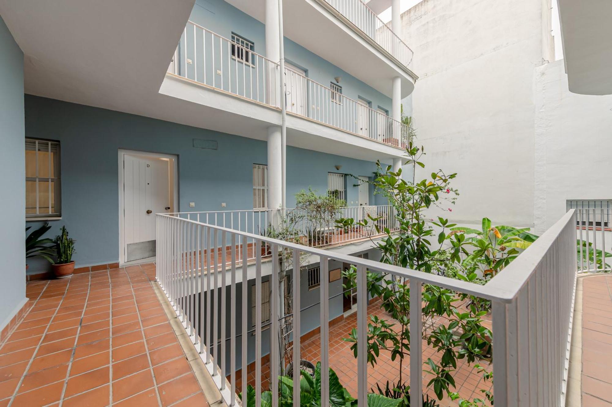 Isg Apartments Becquer Free Parking Inside The Building セビリア エクステリア 写真